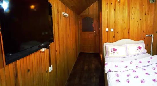Yali Apart - 28