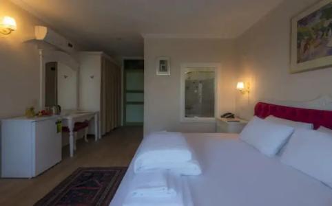 The Green Beach Resort - 35