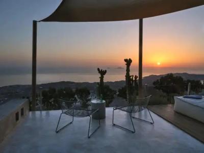 Santorini Heights - 67