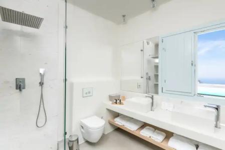 Santorini Heights - 9