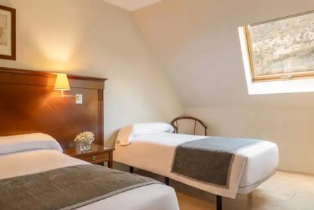 Hesperia Andorra - 3