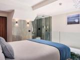 Corner Double Suite