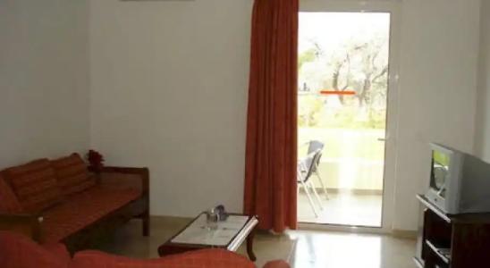 Sifis Studios Pefkos - 1