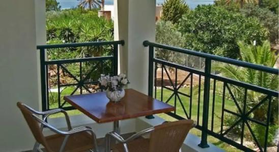 Sifis Studios Pefkos - 6