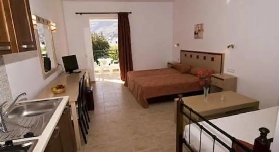 Sifis Studios Pefkos - 5