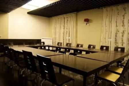 Iliria Boutique - 18