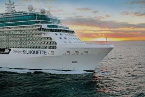 Круиз по маршруту Барселона - Лиссабон - Понта-Делгада - Королевская Верфь - Майами (или Форт-Лодердейл)