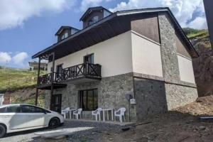 Khando 2023 Guest House, Gudauri