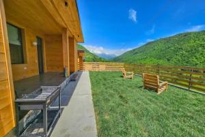 Svaneti Countryside 2 Chalet, Mestia