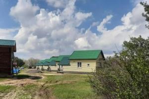 Yuzhnaya noch Tourist base, Surovikino