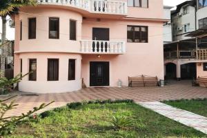 Nevskie Zvezdyi Guest House, Gagra