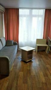 Atelika Voshod - 101