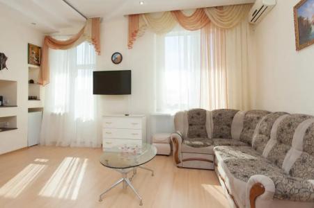 Grenada Pension - 128