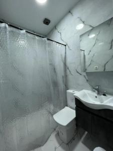 Sun And Moon Guest house - 88