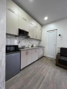 Sun And Moon Guest house - 9