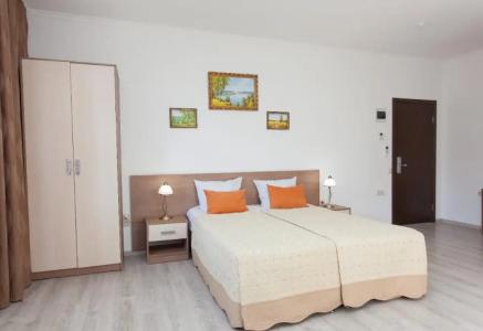 Grenada Pension - 172