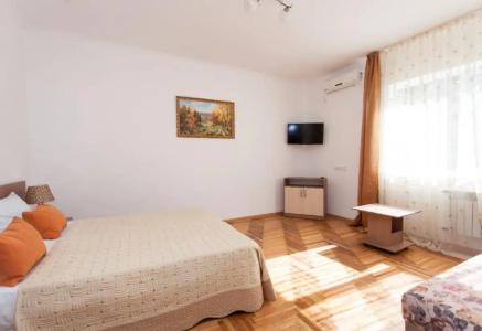 Grenada Pension - 185