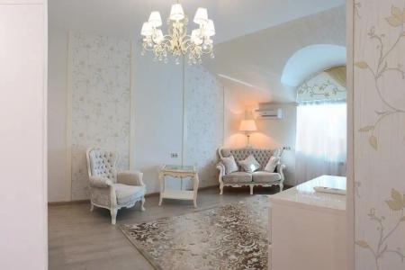 "Zelyonaya" Korpus #2 - 80