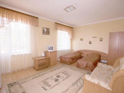 Grenada Pension - 100