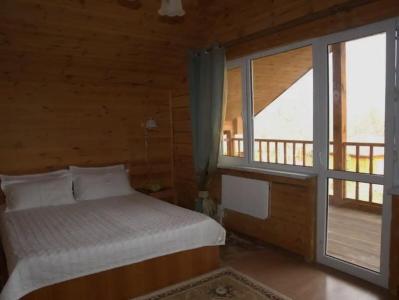 Gostevoi korpus 3 v pansionate " Zolotye peski". Selo Bosteri. Issyk- Kul'. Kyrgyzstan. - 40