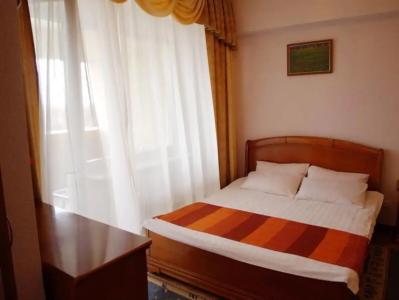 Gostevoi korpus 3 v pansionate " Zolotye peski". Selo Bosteri. Issyk- Kul'. Kyrgyzstan. - 64