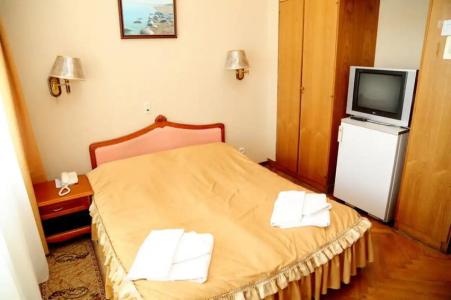 Gostevoi korpus 3 v pansionate " Zolotye peski". Selo Bosteri. Issyk- Kul'. Kyrgyzstan. - 59