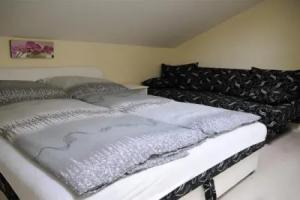 Tóparti Apartmanház, Balatonszarszo