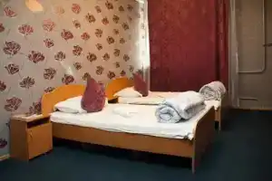 Inn Dovlat, Almaty
