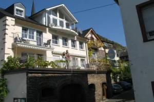 Ferienwohnung Schneemann Apartments, Valwig