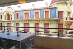 Lola Terrasse by Nestor&Jeeves Apartments, Nice