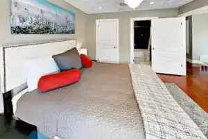 2111 Melridge Place Townhouse - 2 Br condo by RedAwning, Austin