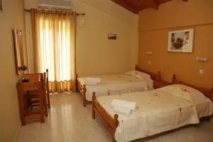 Ramona Hotel, Lourdhata