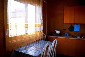 Azatey Guest House, Sakhyurta