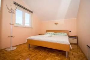Apartments Ruzica, Scherbe
