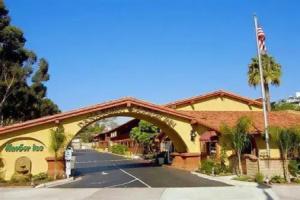 Dana Point Harbor Inn, Dana Point
