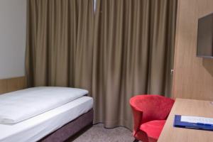 Astor & Aparthotel, Koln