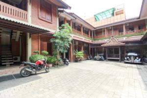 RedDoorz near AMIKOM 2 Guest house, Yogyakarta