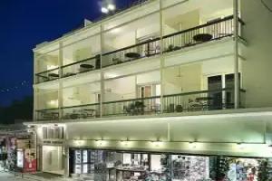 Adrian Hotel, Athens