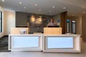 Holiday Inn Express & Suites Downtown by IHG, Tulsa