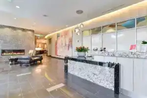 The Beacon Clarendon by BOQ Lodging Hotel, Arlington