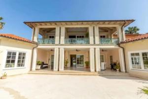Hideaway Beach Properties by Caribe Stays Villa, Sosua