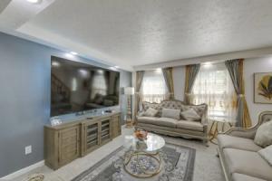 Family-friendly Home w/ Fenced Yard Tourist base, Indianapolis
