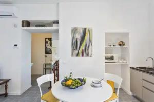 Yellow Suite sul Lungomare di Recco Apartments, Faveto