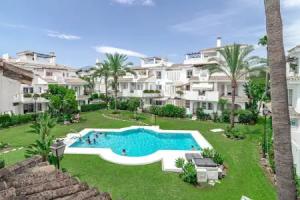 Lnm5.30 - Great Location With Private Roof Terrace Apartments, Marbella