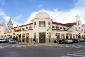 2BR Chic&Bright com 120m2 em Campo de Ourique, Lisbon