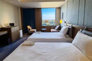 Hotel Collective, Naha