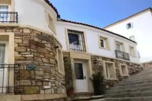 Muharrembey Otel, Cesme