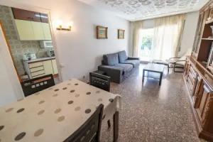 HomeHolidaysRentals Flores Apartments, Calella