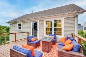 Walk to East Beach: Apt w/ Outdoor Space Apartments, Chesapeake