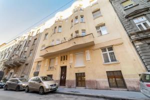 Real Apartments Lovag, Budapest